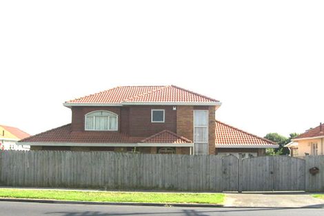 Photo of property in 42 Denbigh Avenue, Mount Roskill, Auckland, 1041
