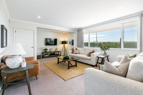 Photo of property in 54 Saint Georges Road, Karamu, Hastings, 4172