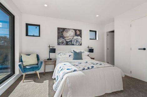 Photo of property in 127a Te Atatu Road, Te Atatu South, Auckland, 0610