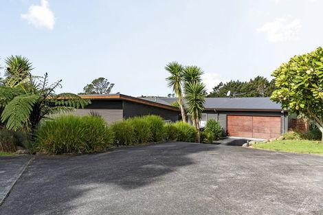 Photo of property in 225 Awai Road, Tarurutangi, New Plymouth, 4372