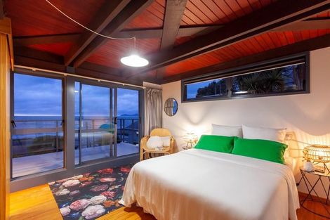 Photo of property in 62 The Parade, Paekakariki, 5034