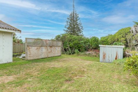 Photo of property in 86 Rua Avenue, Waitarere Beach, Levin, 5510