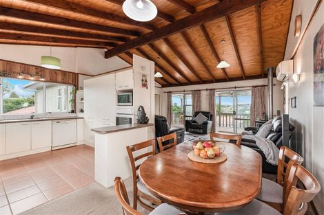 Photo of property in 4/89a Royal Road, Massey, Auckland, 0614