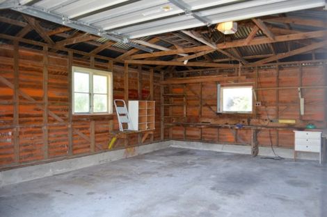 Photo of property in 15 Ferry Road, Waipu, 0510