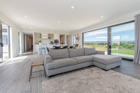 Photo of property in 16 Leaning Rock Road, Springvale, Alexandra, 9393