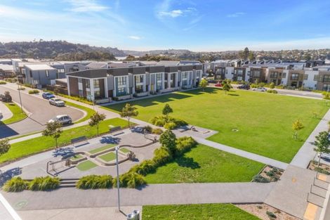 Photo of property in 10 Rangihina Road, Hobsonville, Auckland, 0616