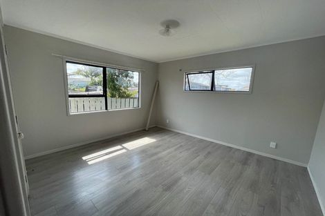 Photo of property in 15a Secretariat Place, Randwick Park, Auckland, 2105
