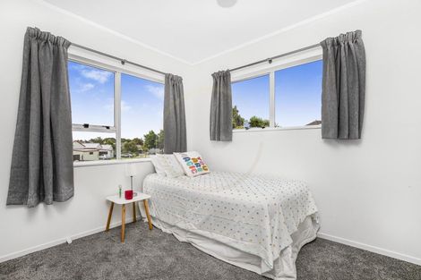 Photo of property in 1/10 Kennington Drive, Clendon Park, Auckland, 2103