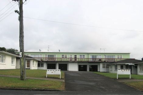 Photo of property in 4/53-55 East Street, Papakura, 2110