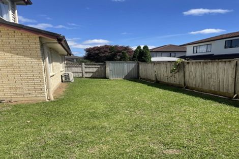 Photo of property in 6 Oswald Close, Flat Bush, Auckland, 2016