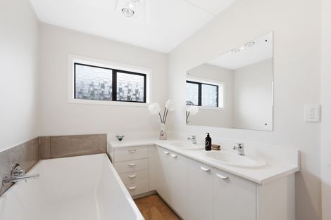 Photo of property in 10a Weld Street, Cambridge, 3434