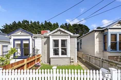Photo of property in 10 Royal Street, Berhampore, Wellington, 6023
