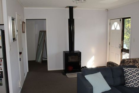 Photo of property in 1/9 Thistledew Place, Bayview, Auckland, 0629