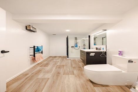 Photo of property in 52 Maitland Street, Dunedin Central, Dunedin, 9016
