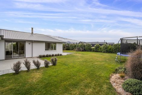 Photo of property in 27 De Bettencor Place, Mount Pisa, Cromwell, 9383