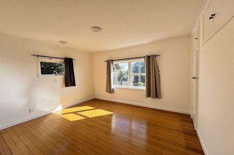 Photo of property in 1/1 Benders Avenue, Hillcrest, Auckland, 0627