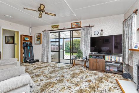 Photo of property in 89 Kent Street, Carterton, 5713