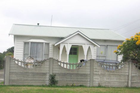 Photo of property in 32 York Street, Moera, Lower Hutt, 5010