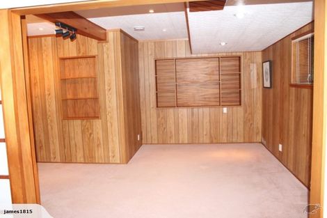 Photo of property in 10 Rosecamp Road, Beach Haven, Auckland, 0626