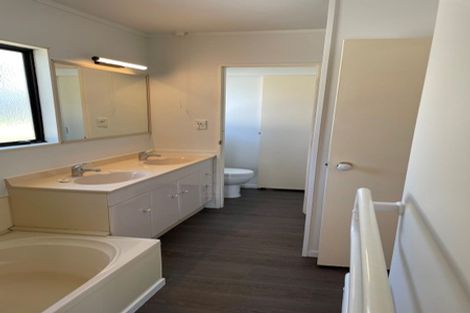 Photo of property in 46 Drake Street, Howick, Auckland, 2014