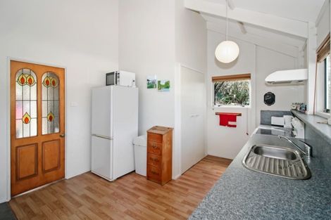 Photo of property in 21 Thames Street, Welbourn, New Plymouth, 4310