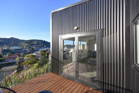 Photo of property in 11 Kilgour Street, Roseneath, Port Chalmers, 9023