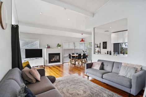 Photo of property in 1/25 Abraham Place, Saint Johns, Auckland, 1072