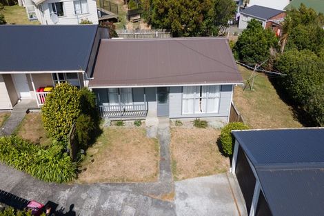 Photo of property in 61 Cunliffe Street, Churton Park, Wellington, 6037