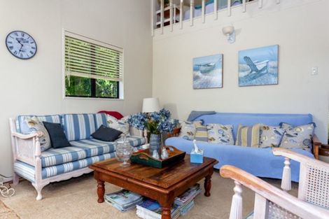 Photo of property in 131 Park Avenue, Whangamata, 3620