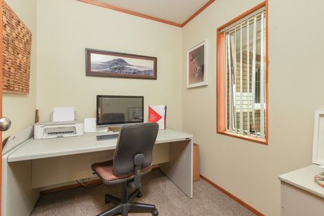 Photo of property in 12 Forest Place, Lynmore, Rotorua, 3010