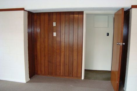 Photo of property in 4/195 Waterloo Road, Hutt Central, Lower Hutt, 5010