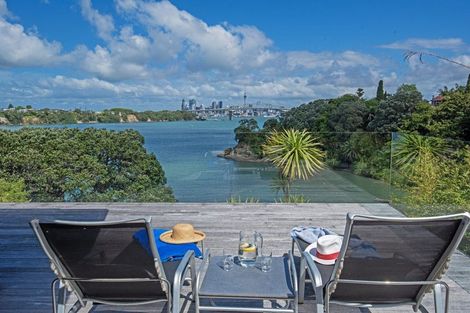 Photo of property in 39 Maritime Terrace, Birkenhead, Auckland, 0626