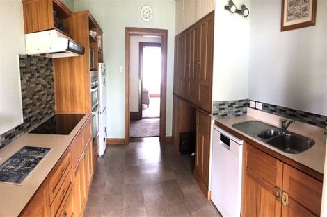 Photo of property in 61 Barraud Street, Dannevirke, 4930