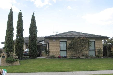 Photo of property in 18 Maesbury Close, Papamoa Beach, Papamoa, 3118