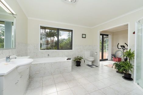 Photo of property in 6 Okura Drive, Kerikeri, 0230