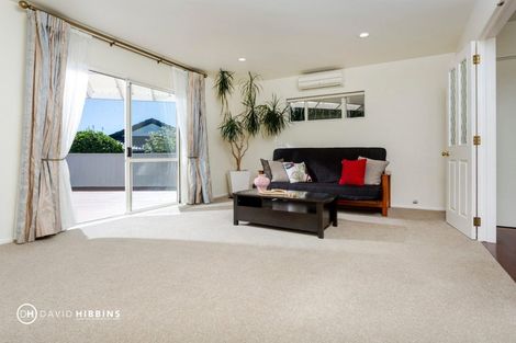 Photo of property in 6 Pelican Lane, Unsworth Heights, Auckland, 0632