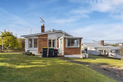 Photo of property in 74 Le Cren Street, Seaview, Timaru, 7910