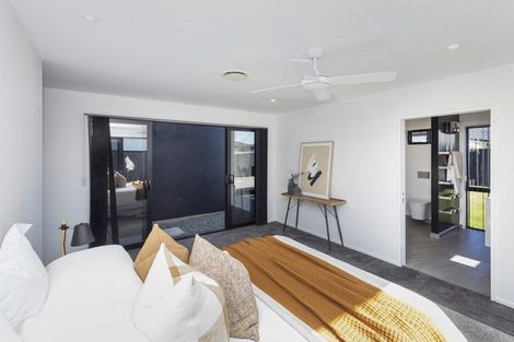 Photo of property in 3 Gerard Place, Rangiora, 7400