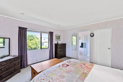 Photo of property in 60 The Drive, Paraparaumu Beach, Paraparaumu, 5032