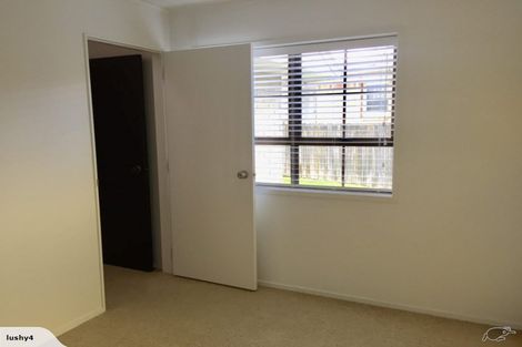 Photo of property in 2/2 Wolfe Street, Regent, Whangarei, 0112