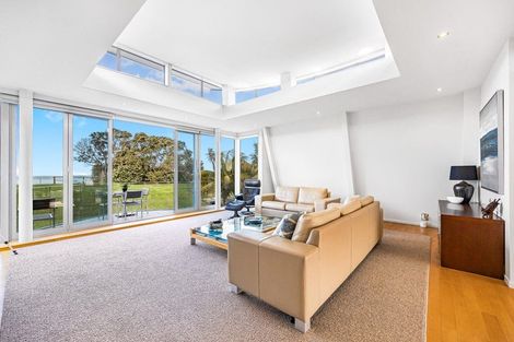 Photo of property in 127 Beach Road, Castor Bay, Auckland, 0620