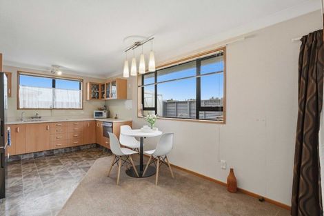 Photo of property in 37 Renfrew Street, Waikiwi, Invercargill, 9810