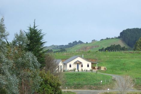 Photo of property in 28 Wrights Road, Raglan, 3295