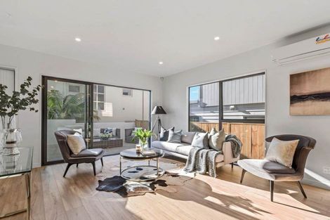 Photo of property in 9 Silverhill Lane, Silverdale, 0932