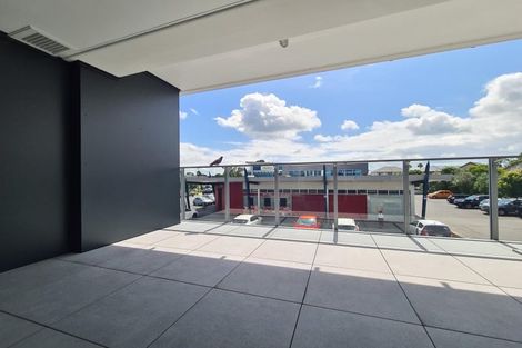 Photo of property in Bella Vista, 1f/84 Gunner Drive, Te Atatu Peninsula, Auckland, 0610