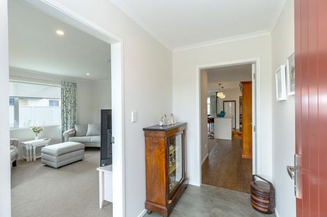 Photo of property in 38 Westwood Avenue, Greytown, 5712