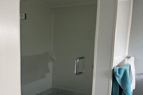 Photo of property in 6 Caulfield Place, Awapuni, Palmerston North, 4412