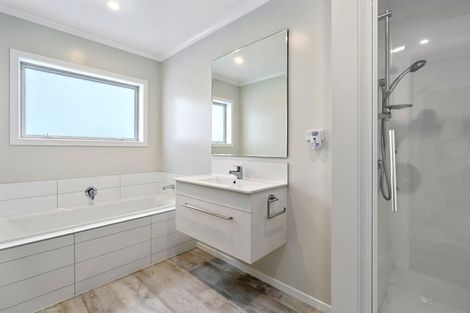 Photo of property in 5 Te Ariki Drive, Waitarere, Levin, 5510