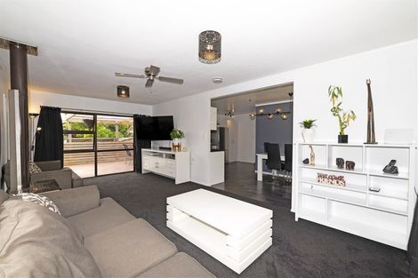 Photo of property in 14 Waimauku Station Road, Waimauku, 0812