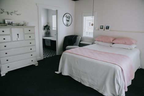 Photo of property in 1/2 Fraser Street, Te Awamutu, 3800